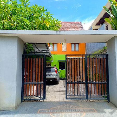 OYO 3190 Pondok Putra Bersaudara Sanur  Bagian luar foto